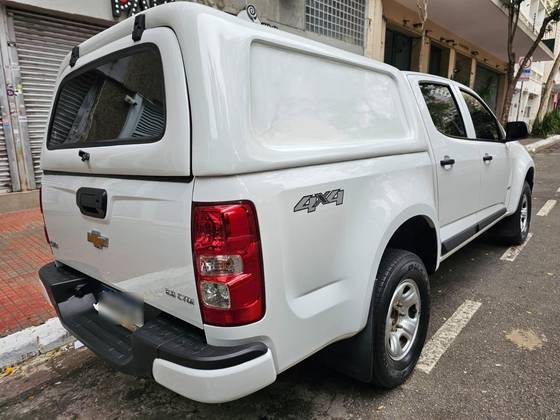CHEVROLET S10 2.8 16V TURBO DIESEL LS CD 4X4 MANUAL CHEVROLET S10 2.8 16V TURBO DIESEL LS CD 4X4 MANUAL